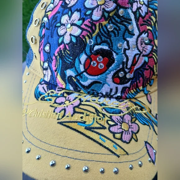 New Vintage Ed Hardy by Christian Audigier Embroidered Rhinestone Trucker Hat. - Picture 7 of 16